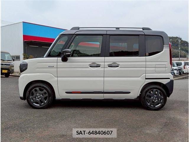 Suzuki SPACIA 2026-02 7225472-8