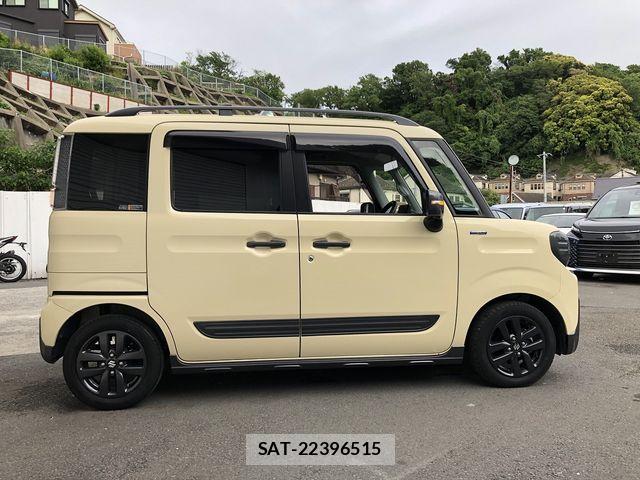 Suzuki SPACIA 2023-08 7217756-5