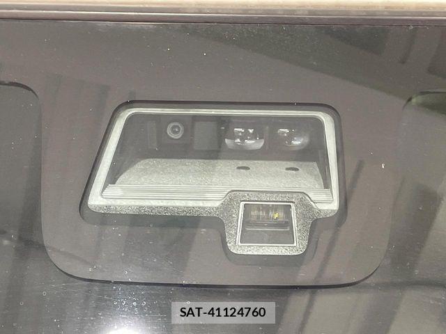 Suzuki SPACIA 2019-03 7225447-4