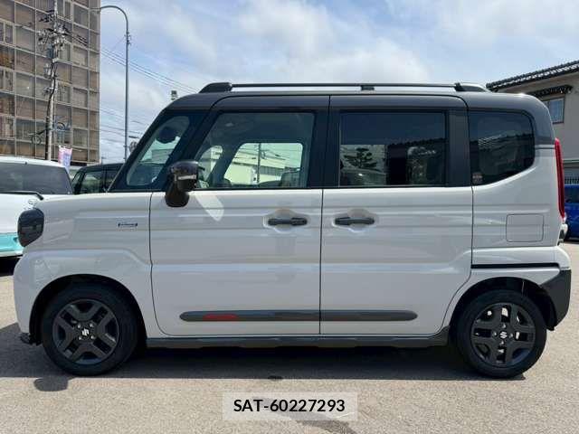 Suzuki SPACIA 2024-10 7330245-9