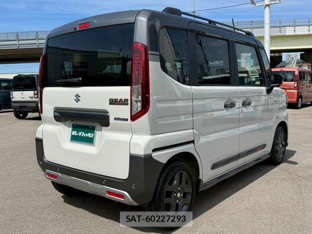 Suzuki SPACIA 2024-10 7330245-6