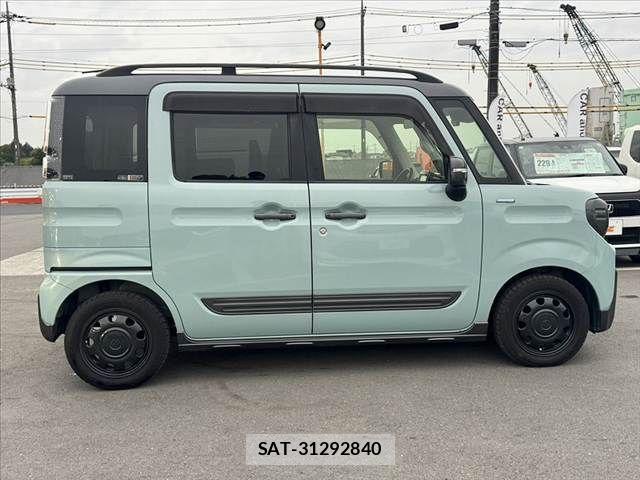 Suzuki SPACIA 2019-01 7359935-11
