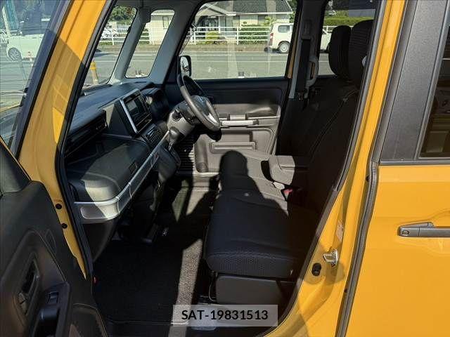 Suzuki SPACIA 2023-09 7394240-16