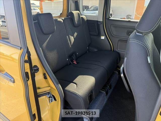 Suzuki SPACIA 2023-09 7394240-17