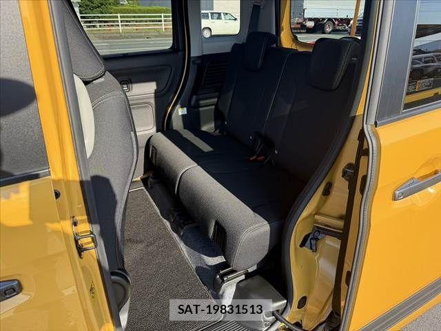Suzuki SPACIA 2023-09 7394240-18