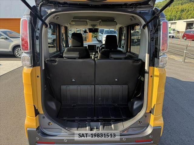 Suzuki SPACIA 2023-09 7394240-19