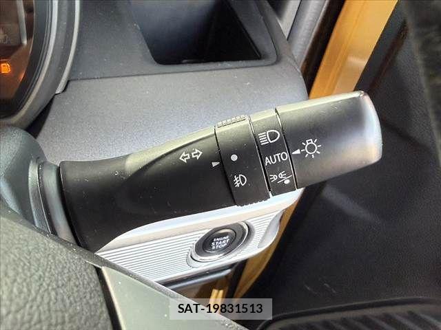 Suzuki SPACIA 2023-09 7394240-28