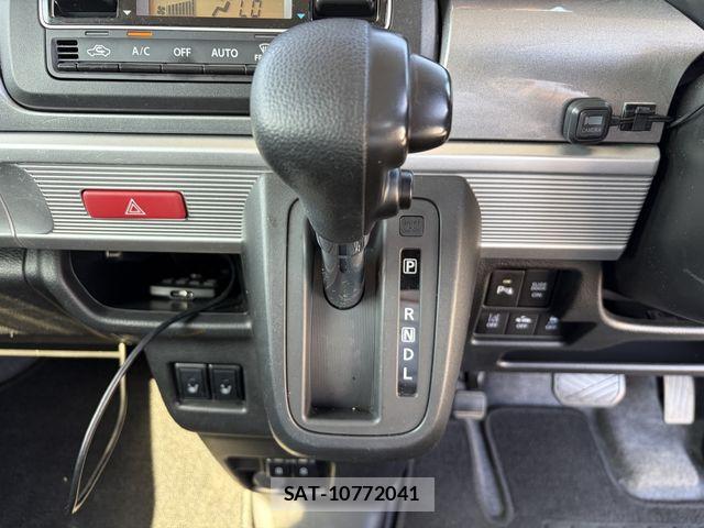 Suzuki SPACIA 2021-11 7458055-21