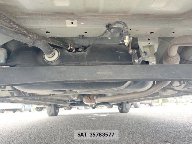 Suzuki SPACIA 2019-02 7510122-19