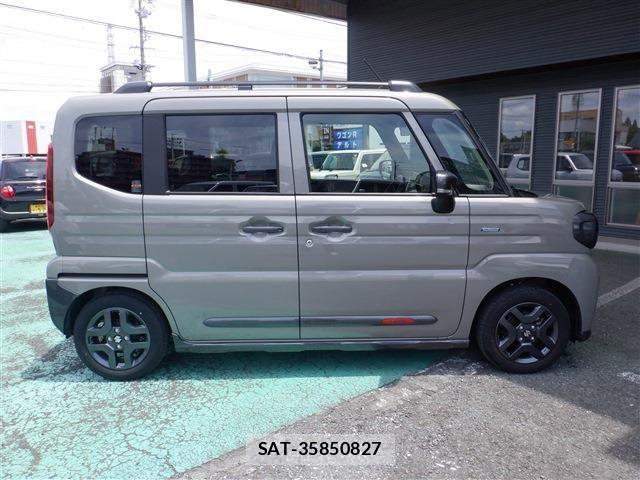 Suzuki SPACIA 2025-02 7502982-22