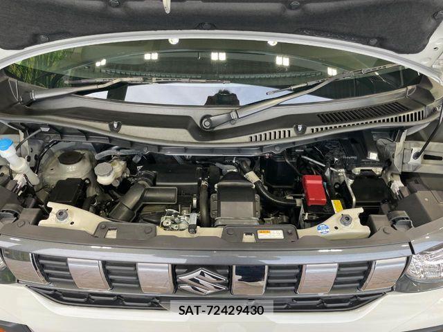 Suzuki SPACIA 2024-09 7562893-18