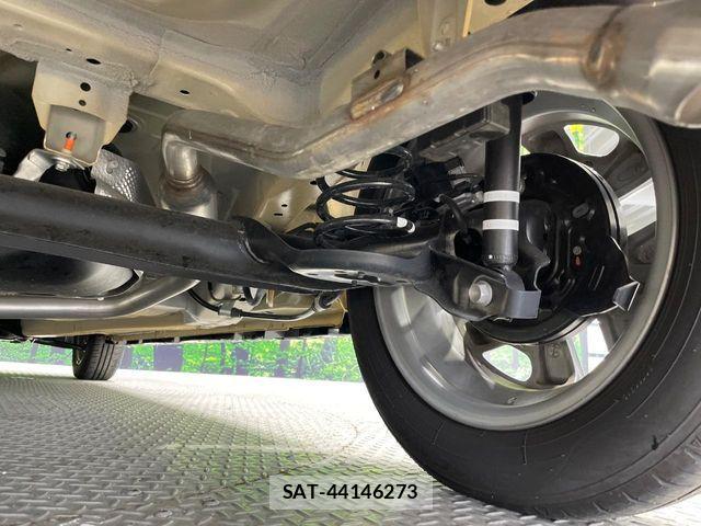 Suzuki SPACIA 2024-09 8075680-19