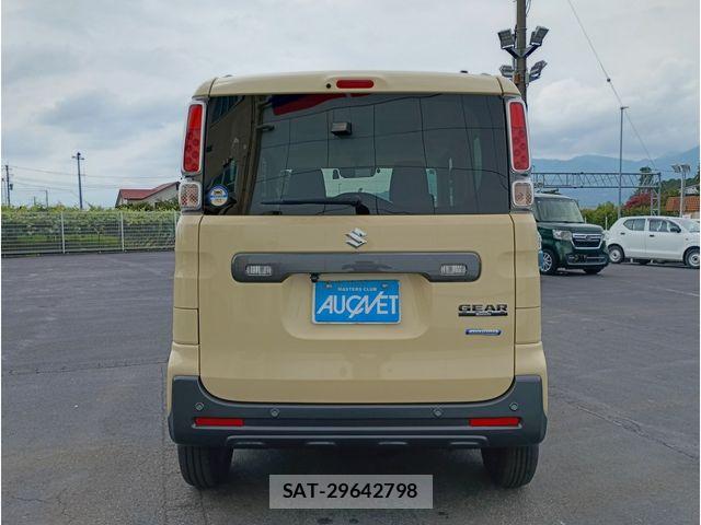 Suzuki SPACIA 2022-06 8102003-4