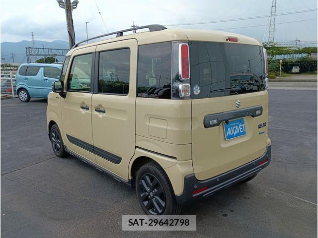 Suzuki SPACIA 2022-06 8102003-5
