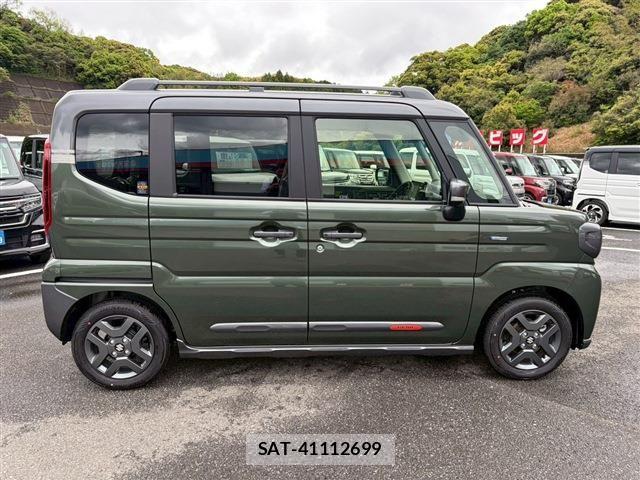 Suzuki SPACIA 2026-04 8210364-9