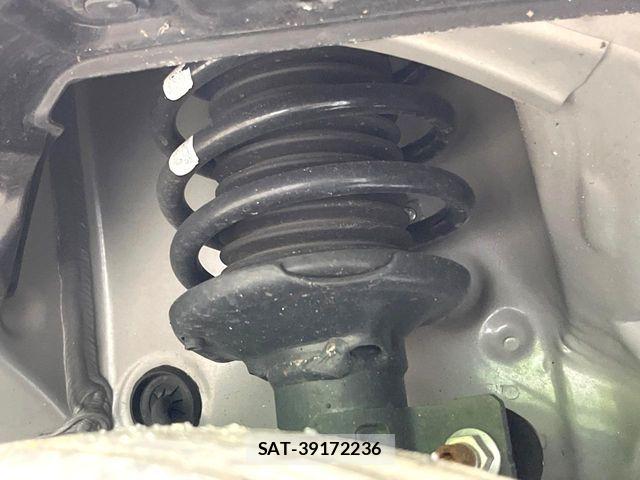 Suzuki SPACIA 2025-02 8210366-17
