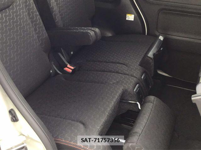 Suzuki SPACIA 2025-06 8210374-7