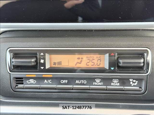 Suzuki SPACIA 2019-02 8210379-11
