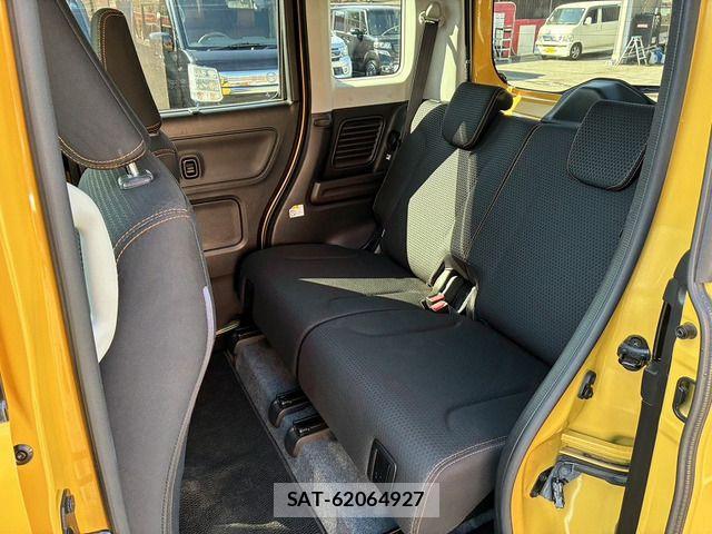 Suzuki SPACIA 2019-06 8317245-13