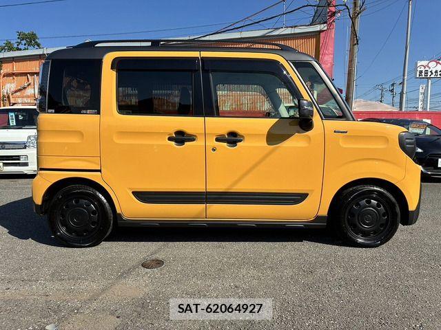 Suzuki SPACIA 2019-06 8317245-5
