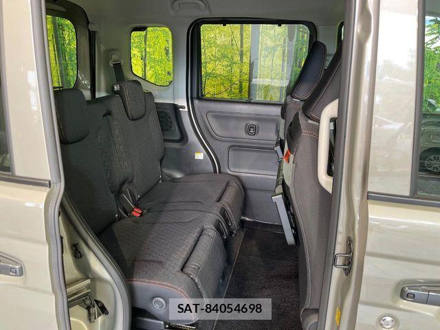 Suzuki SPACIA 2025-10 8317239-8