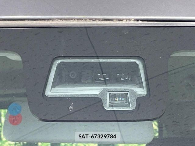 Suzuki SPACIA 2019-02 8317242-4