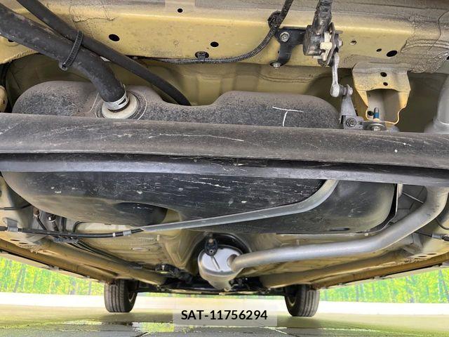 Suzuki SPACIA 2019-10 8326468-18