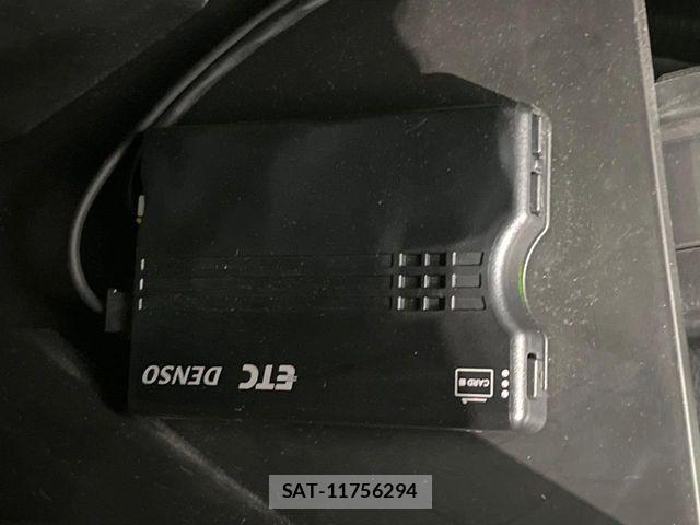 Suzuki SPACIA 2019-10 8326468-6
