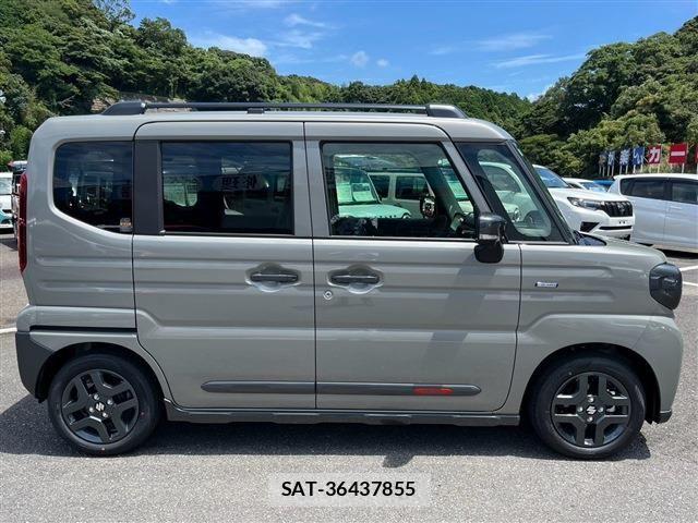 Suzuki SPACIA 2026-07 8355638-9