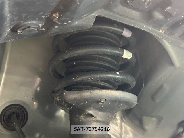 Suzuki SPACIA 2023-10 8355639-19