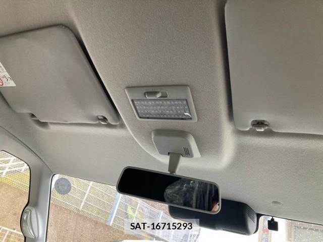 Suzuki SPACIA 2023-01 8368945-22