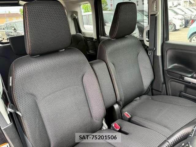Suzuki SPACIA 2018-12 8368949-11