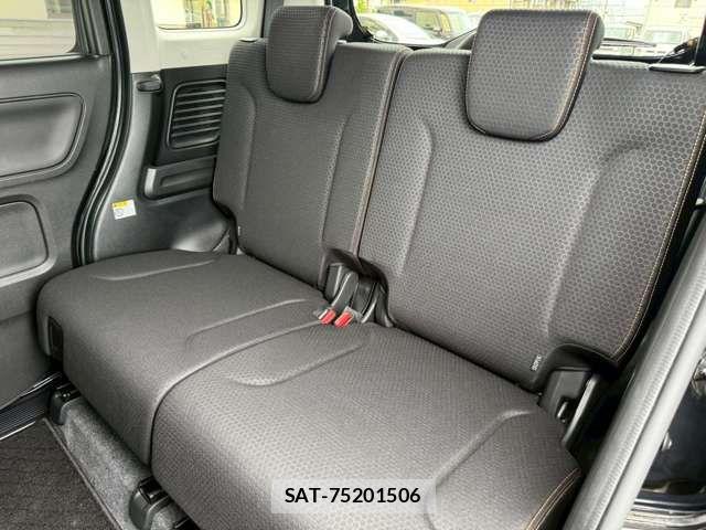 Suzuki SPACIA 2018-12 8368949-15