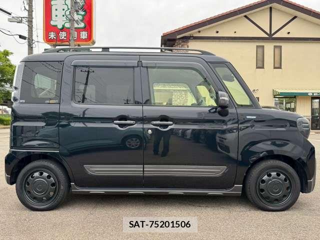Suzuki SPACIA 2018-12 8368949-5