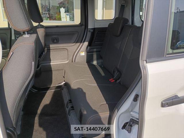 Suzuki SPACIA 2019-11 8368952-9