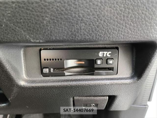 Suzuki SPACIA 2019-11 8368952-24