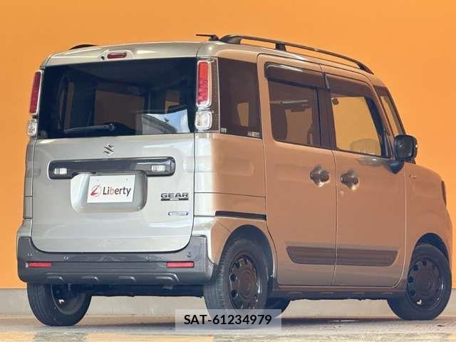 Suzuki SPACIA 2019-04 8368942-11