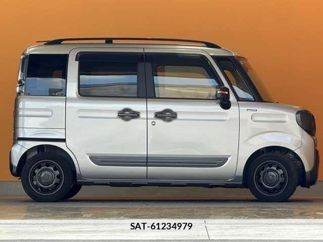 Suzuki SPACIA 2019-04 8368942-12