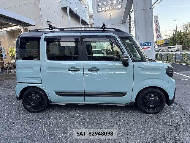 Suzuki SPACIA 2021-08 8368941-22