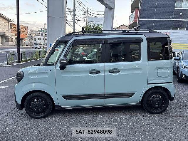 Suzuki SPACIA 2021-08 8368941-23