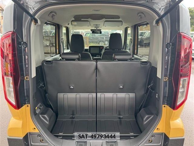 Suzuki SPACIA 2024-10 8368938-13