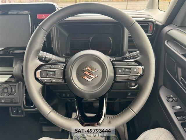 Suzuki SPACIA 2024-10 8368938-17