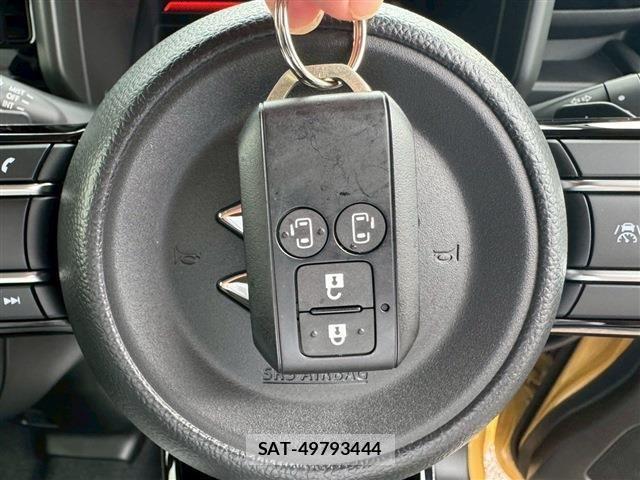 Suzuki SPACIA 2024-10 8368938-18