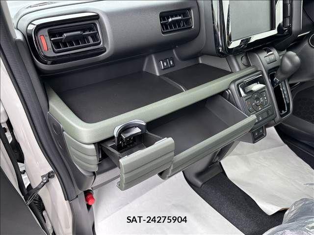 Suzuki SPACIA 2026-06 8372225-28