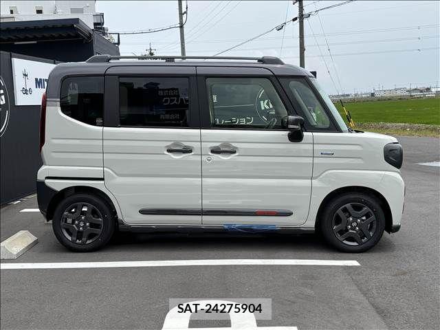 Suzuki SPACIA 2026-06 8372225-3