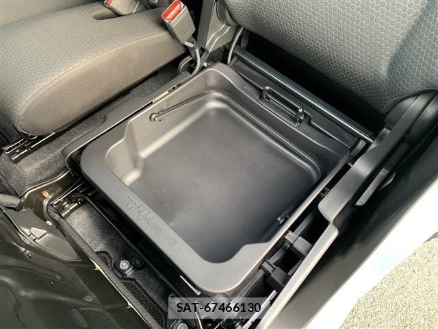 Suzuki SPACIA 2023-10 8415071-24
