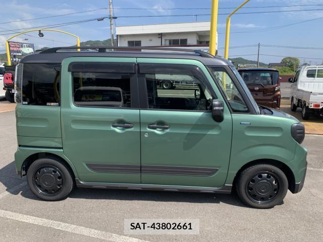 Suzuki SPACIA 2019-08 8527488-3