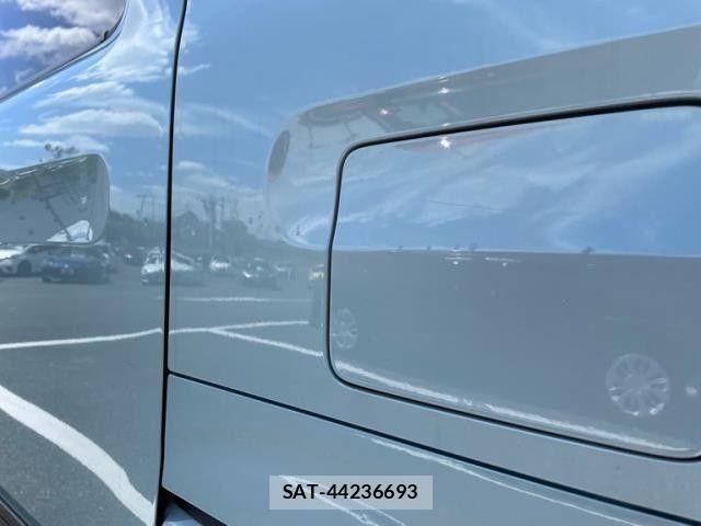 Suzuki SPACIA 2023-08 8661709-6