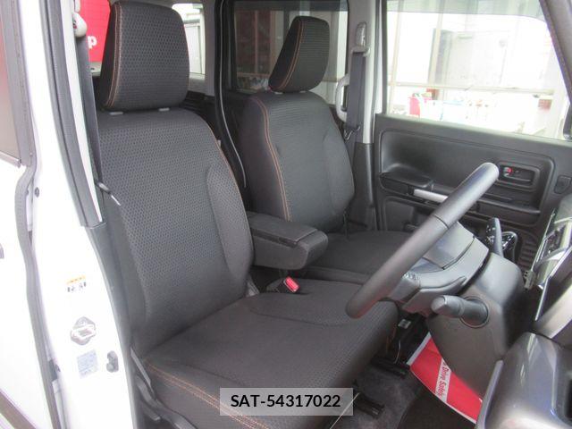 Suzuki SPACIA 2019-11 8666944-6