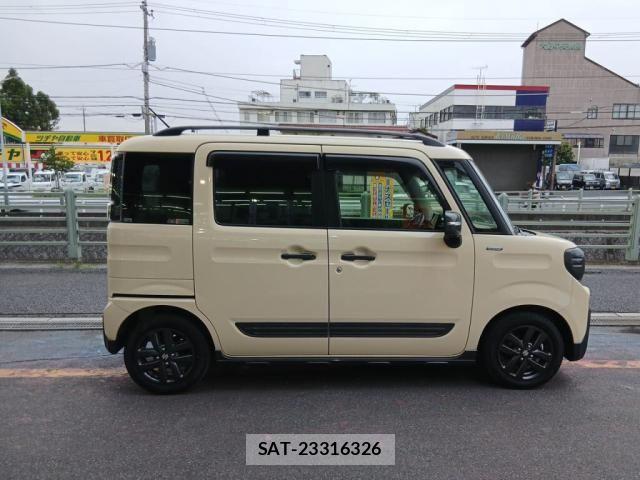 Suzuki SPACIA 2023-03 8746000-10